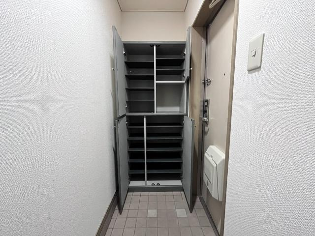 The garden of ｌove　レジデンス愛の園　　　　刈谷市近郊の賃貸はクラスホームの収納|下駄箱