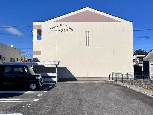 The garden of ｌove　レジデンス愛の園　　　　刈谷市近郊の賃貸はクラスホームの駐車場|外観写真（昼）