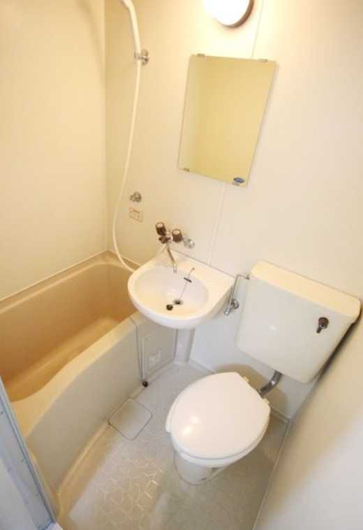 ユーコート上馬　駅近　オートロック　高層階　眺望良好の浴室