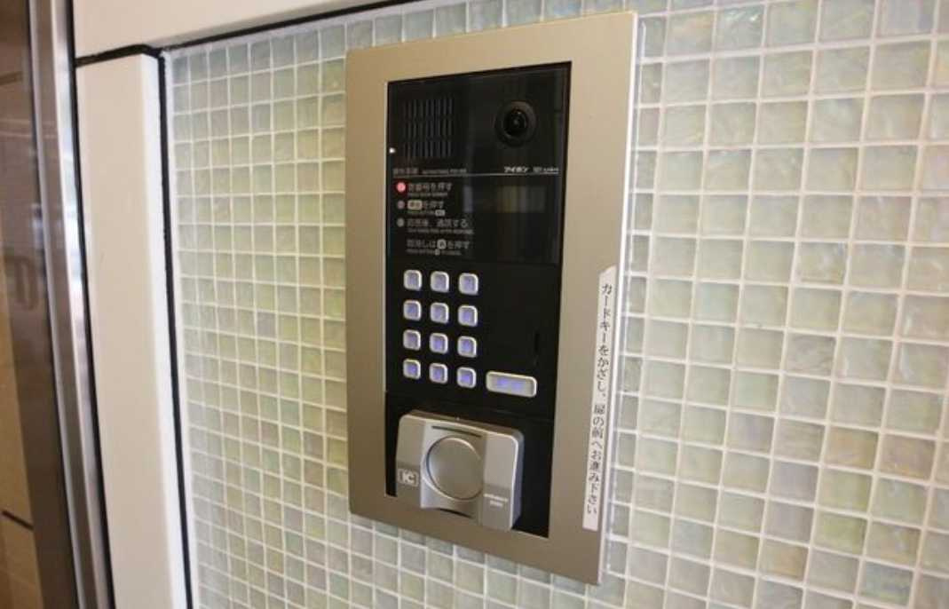 ユーコート上馬　駅近　オートロック　高層階　眺望良好のセキュリティ