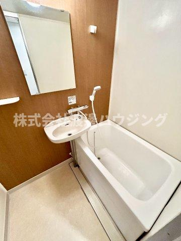 ロイヤルハイツ菅原の浴室