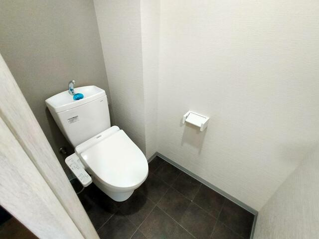 名古屋市瑞穂区関取町の一棟マンションのトイレ| 