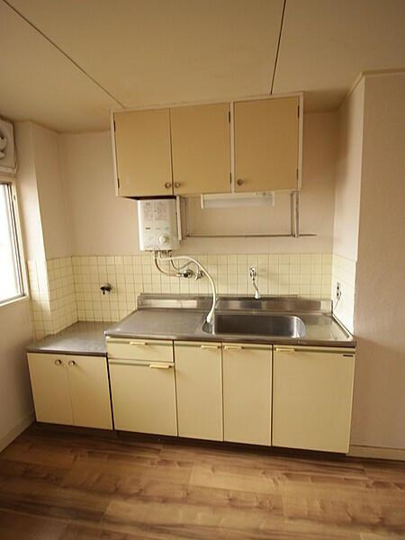 名古屋市北区清水３丁目の一棟マンションのキッチン| 