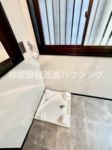 日の出町戸建の設備|室内洗濯パン