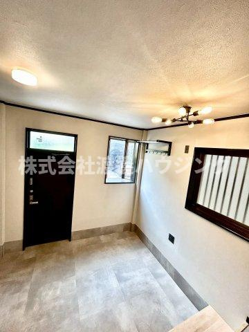 日の出町戸建の内装