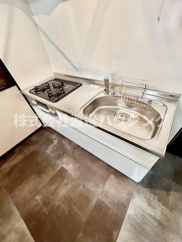 日の出町戸建のキッチン