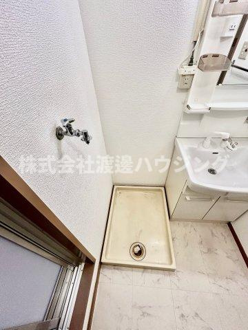 ユニライフ江坂の設備|室内洗濯パン