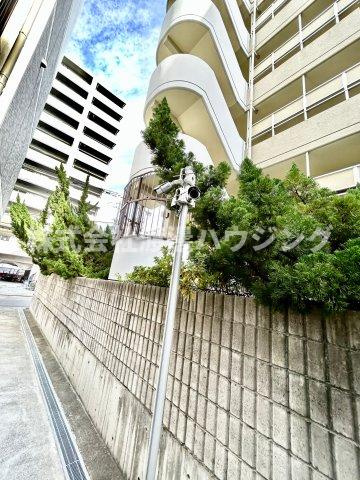 ユニライフ江坂のセキュリティ|防犯カメラ付き