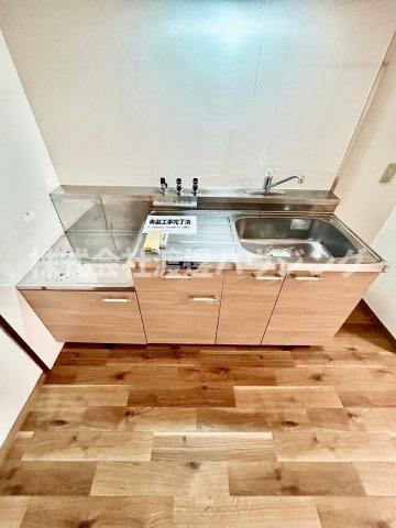 ユニライフ江坂のキッチン