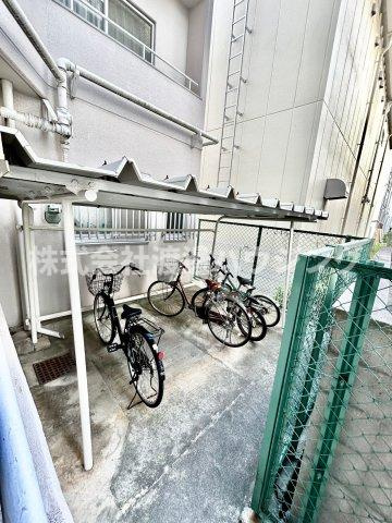 ユニライフ江坂のその他共用部分