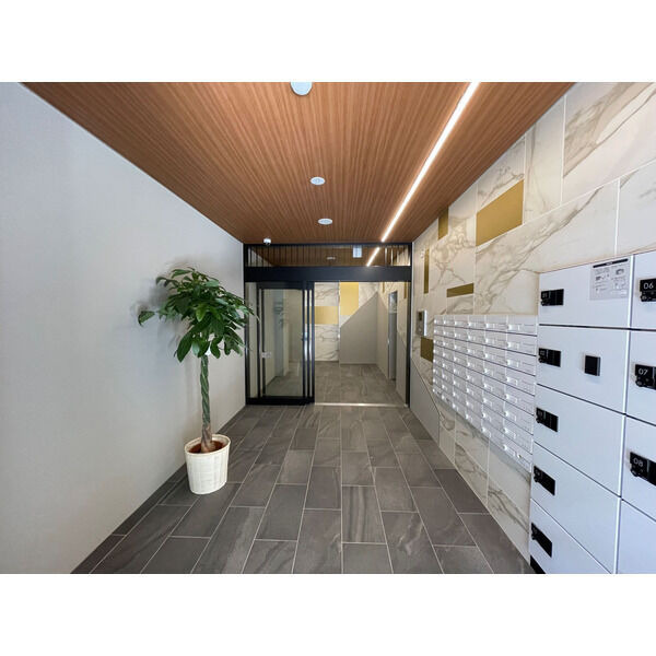 アスシード大手門のロビー