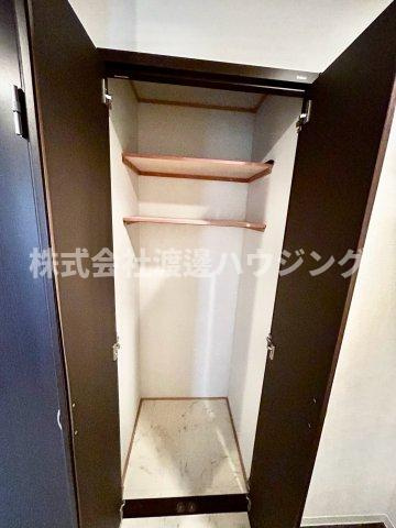 アンフィニⅦ緑地公園の収納|玄関収納