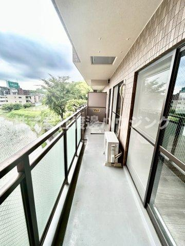 グランベール桃山台のバルコニー