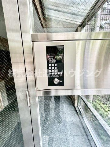 グランベール桃山台のセキュリティ|オートロックで安心