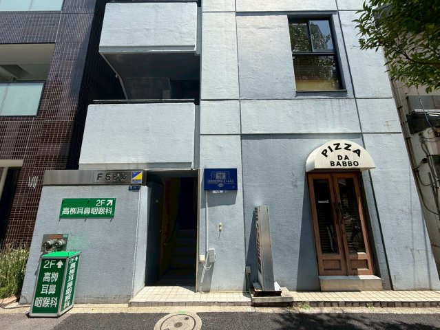 ＦＳビル　301のエントランス