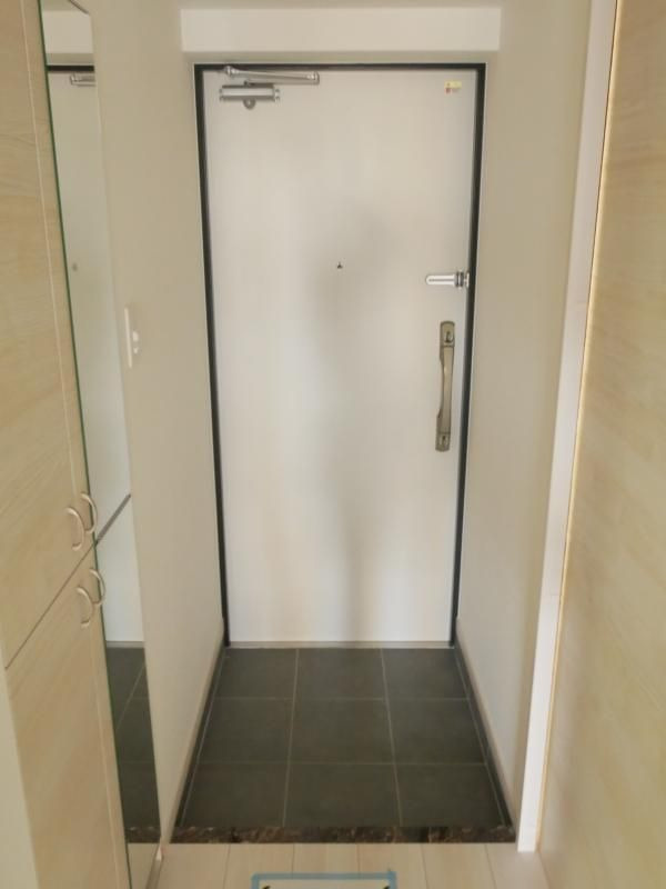 ブレス唐人町駅前の玄関