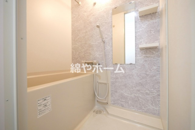 S-RESIDENCE緑橋駅前の浴室|コンパクトで使いやすいお風呂です