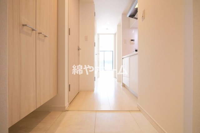 S-RESIDENCE緑橋駅前の玄関|ゆったりとした玄関です