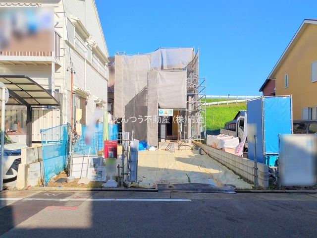 上堀越町の前面道路含む現地写真