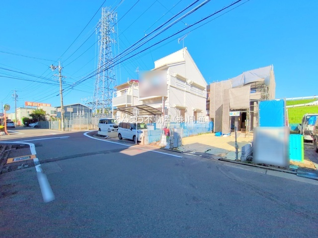 上堀越町の前面道路含む現地写真