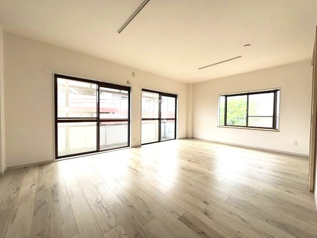 羽曳野ローズマンションの洋室