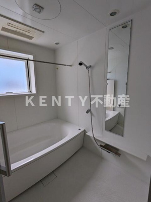 【浴室】 | レセーヌ白金長者丸 | 落ち着いた空間のお風呂です