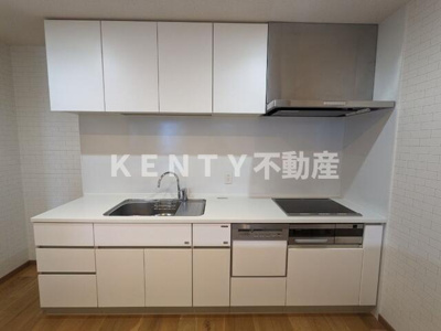 【キッチン】 | レセーヌ白金長者丸 | キッチンです