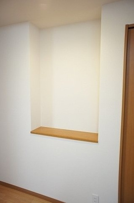 【洋室】 | リバーホーク | 飾り棚（リビング）