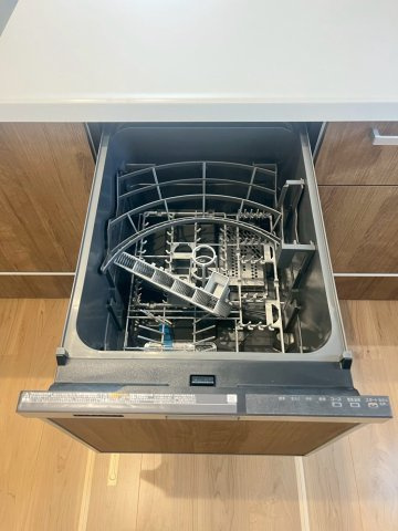 ◆限定１区画◆ゆったり４ＬＤＫ◆駅まで徒歩４分の立地◆周辺環境充実◆小倉町南浦２期のキッチン|食器洗浄乾燥機