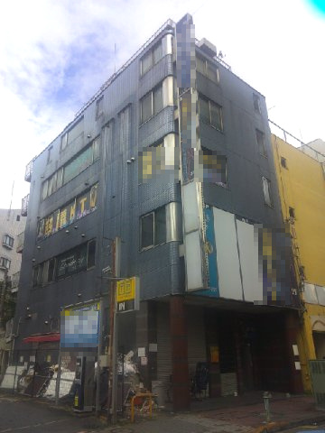 江戸川区西小岩１丁目の店舗一部の外観