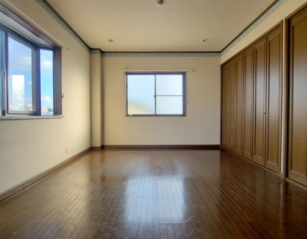 大阪市西成区松3丁目　売店舗付住宅の洋室