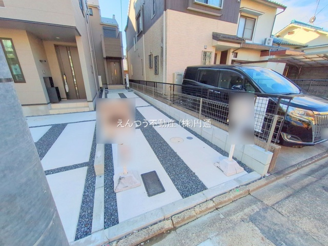 メルディア若草町018【2】の駐車場