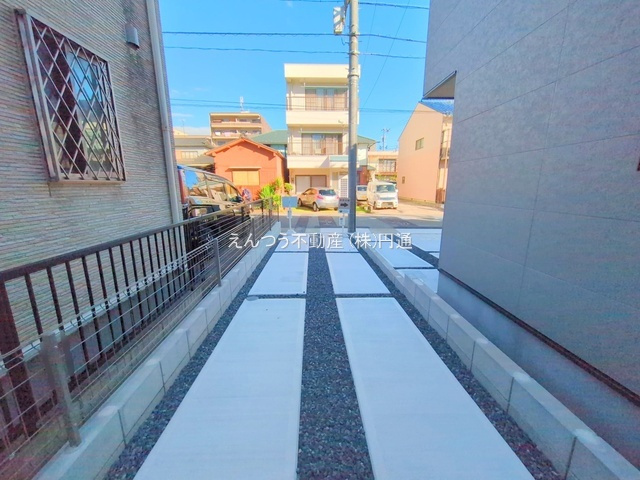 メルディア若草町018【2】の駐車場