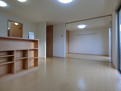 【居間・リビング】 | 牛滝欅荘