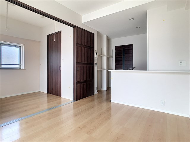 ラルーチェ薬院の居間・リビング