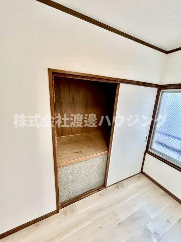 内代町3丁目貸家の収納