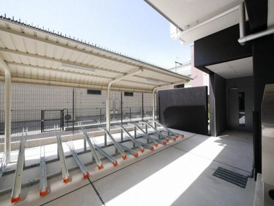 【その他共用部分】 | スプランディッドV | 駐輪場です