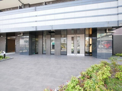 【エントランス】 | スプランディッドV | ゆとりのあるエントランスです