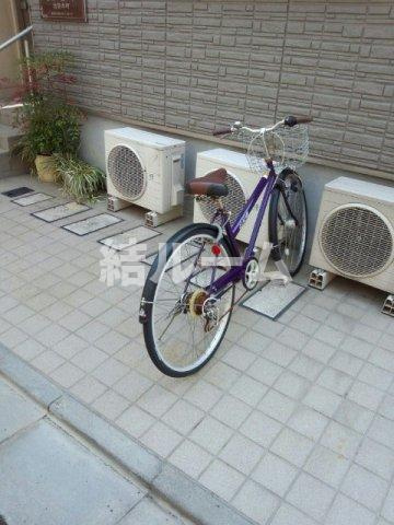 豊島区池袋本町３丁目の賃貸マンションの駐車場|駐輪場