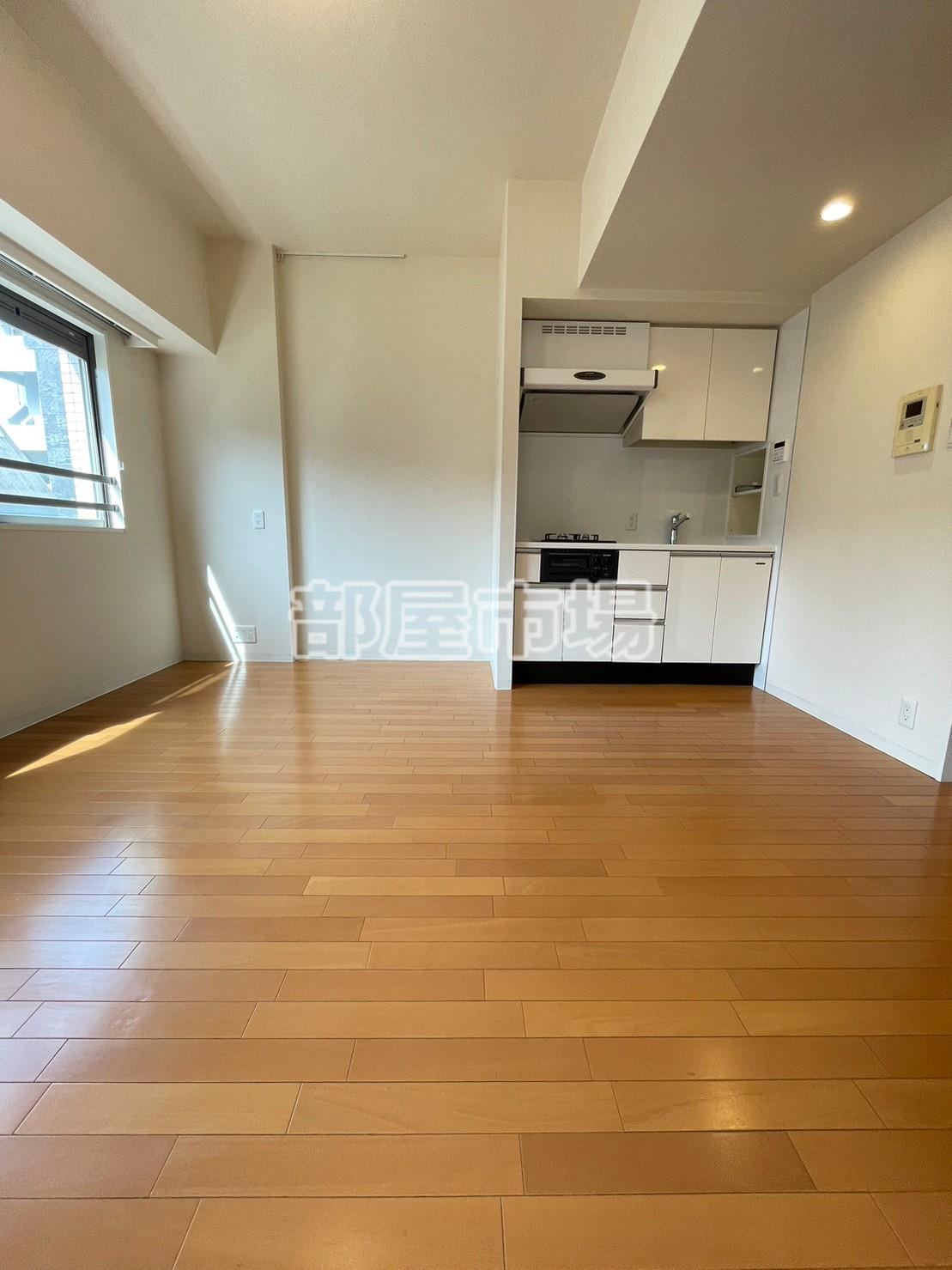 パークアクシス御徒町の居間・リビング