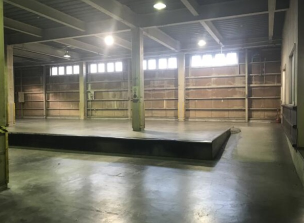 川崎市宮前区初山２丁目の倉庫の内装