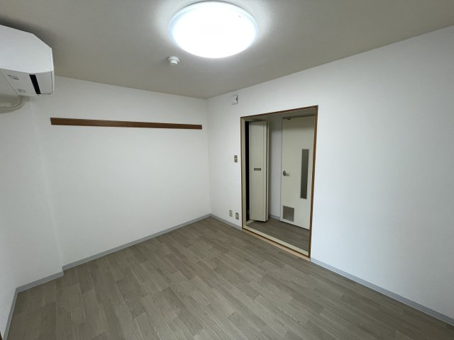 WINGの居間・リビング