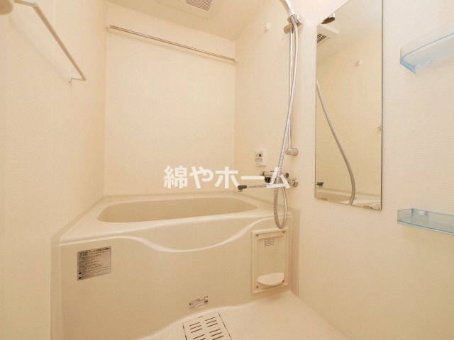 セオリー難波南プレミアムの浴室|日々の疲れを癒すお風呂付です