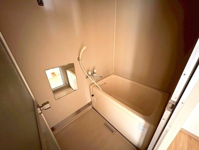 グランドハイツ杉田Iの浴室