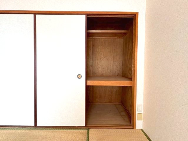 グランドハイツ杉田Iの収納
