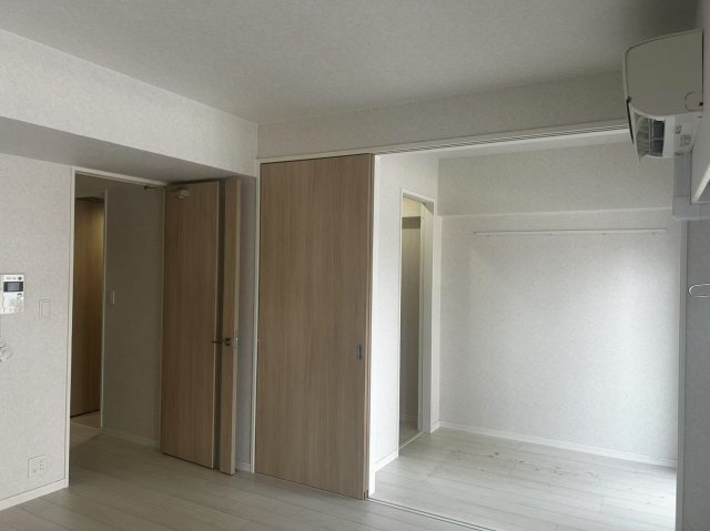 ネストピア唐人町駅前の収納