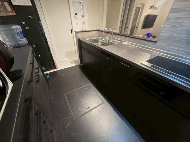 桐生市三吉町戸建のキッチン