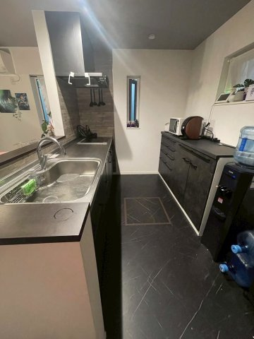 桐生市三吉町戸建のキッチン