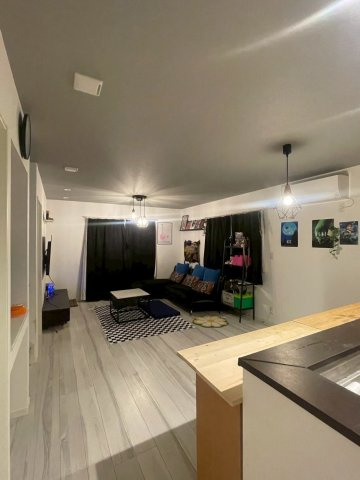 桐生市三吉町戸建の居間・リビング