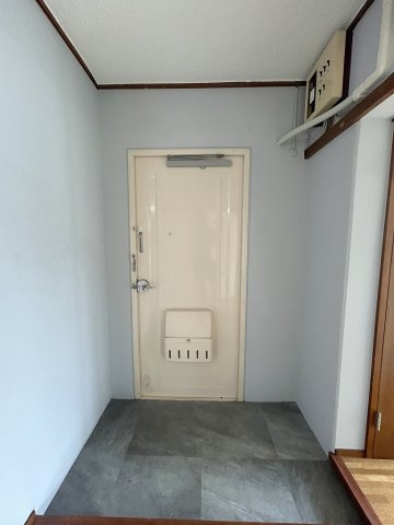 狭山台団地　２街区１４号棟の玄関